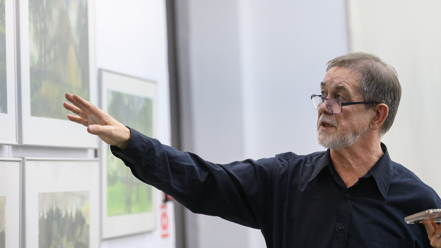 Окна в мир художника: как Михаил Матвеев покорил «Ночь искусств»