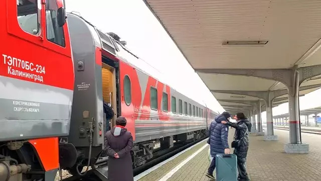 Путешествие по-калининградски: не выключил телефон в поезде - останешься без связи