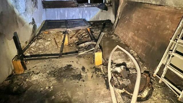 На проспекте Победы в квартире вспыхнули мебель и постельные принадлежности