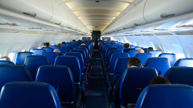 Минтранс: в области должны сформулировать «дорожную карту» по доступным авиабилетам