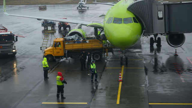 Плохая погода задерживает семь рейсов в «Храброво»