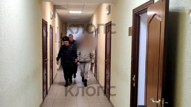 Приняла роды у дочери и задушила младенца: в Калининградской области арестовали женщину, убившую внука в 2016 году (видео)  