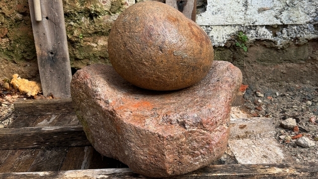 На древней зернотёрке из Рудау попробуют смолоть муку (фото) 