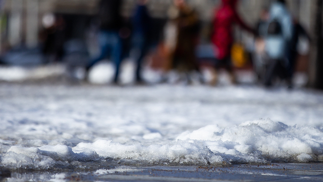 Эксперты рассказали, чем вредны солевые смеси на дорогах и какие могут быть альтернативы