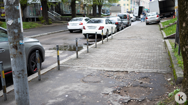 При ремонте улицы Галицкого в Калининграде снесут мрачный забор, чтобы открыть вид на парк