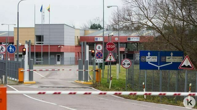 Семью из Литвы поймали на контрабанде 13 автомобилей в Калининград в обход санкций Евросоюза