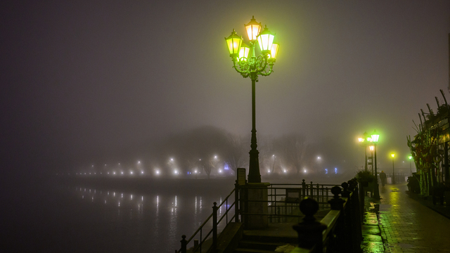 Рыбная деревня, ночной туман, Калининград