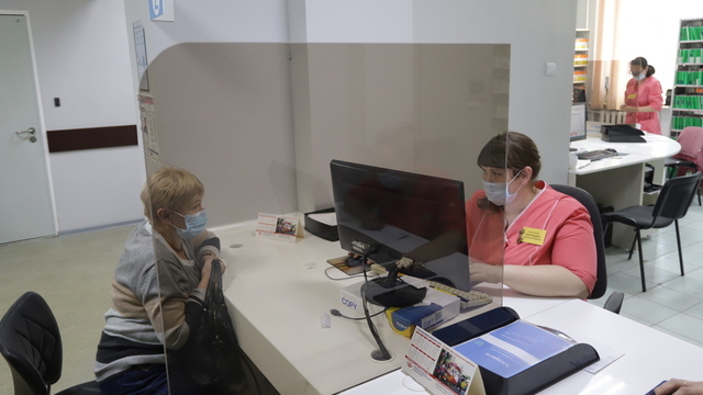 В Калининград вернулся масочный режим. Пока не для всех