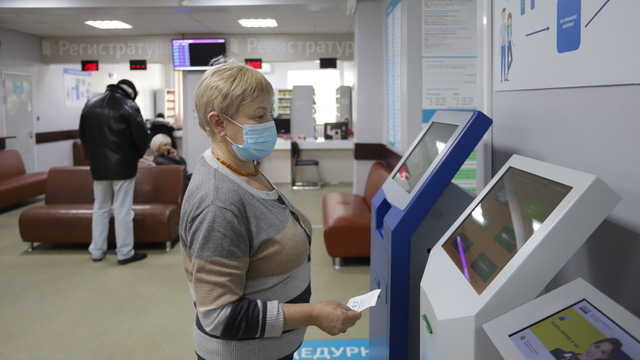 В Калининград вернулся масочный режим. Пока не для всех