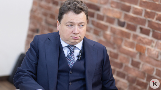 Почему калининградцы вынуждены летать за 30 тысяч рублей: сенатор — о билетах, туристах и очередях у касс