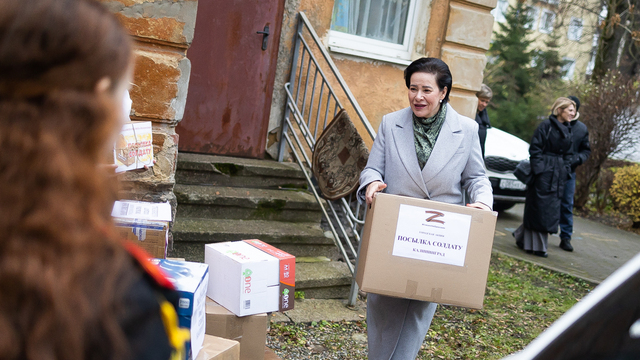 Калининградцы за месяц собрали более 1 200 посылок бойцам СВО (фоторепортаж)