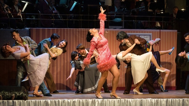 Мюзикл в стиле 60-х, легендарные арии и мелодии кино: 6 праздничных программ Калининградской филармонии  