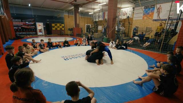 «Это фундамент на всю жизнь»: калининградские тренеры рассказали, зачем детям джиу-джитсу (видео)