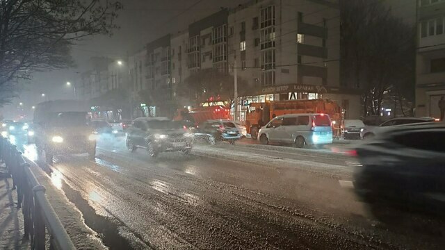 В Калининграде подсветят улицы А. Невского, Черняховского и Баранова 
