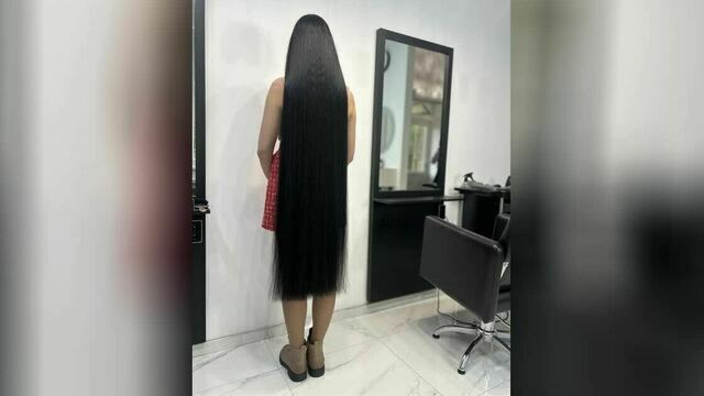 15 часов на сушку: 34-летняя калининградка рассказала, как ей живётся с волосами ниже колен