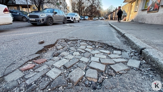 В Калининграде начали ремонт улицы Галицкого, брусчатку решили не трогать