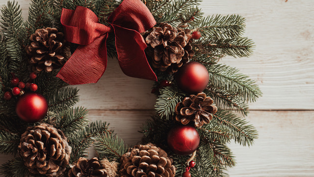 Рождественские поделки своими руками: 3 уютных идеи для дома