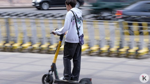 Уберут ли с улиц Калининграда самокаты, рассказал Рольбинов