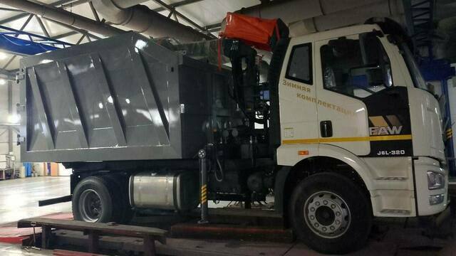 В Калининградскую область привезут новую технику для вывоза крупногабаритных отходов