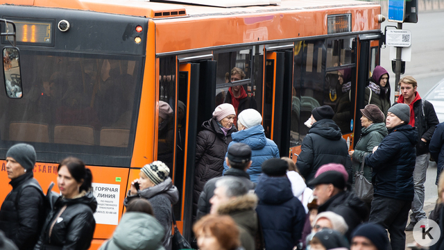 Чтобы не замёрзнуть на остановке: как будет ходить общественный транспорт в Калининграде на новогодние праздники