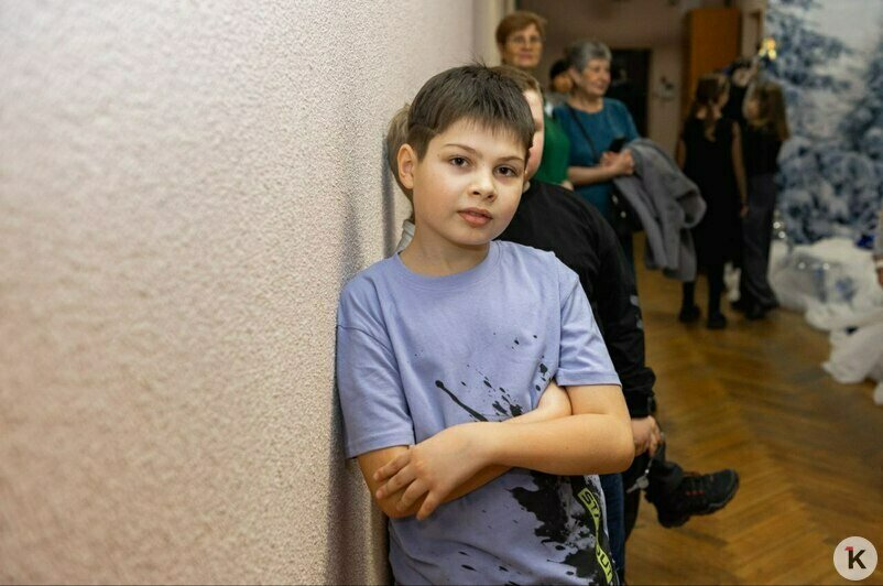 После года на домашнем обучении Костя снова пошёл в школу | Фото: архив Оксаны