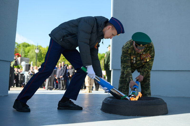 Церемонию провели одновременно по всей стране | Фото: Александр Мелехов