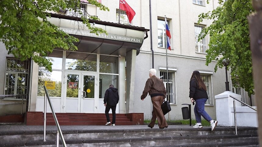 В Калининграде началось первое судебное заседание по делу о ДТП на Киевской, где погибла 7-летняя девочка (видео) - Новости Калининграда | Фото: Александр Подгорчук / «Клопс»