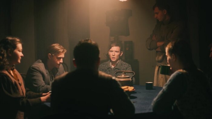 Защитники Бреста, подпольщики и дети: 6 новых фильмов и сериалов, которые стоит посмотреть перед 9 Мая - Новости Калининграда | Кадр из сериала «Таганрог»