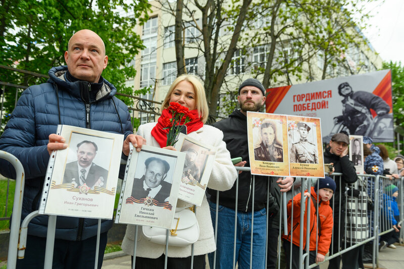 В Калининграде за парадом наблюдали ветераны (фоторепортаж) | Фото: Александр Мелехов