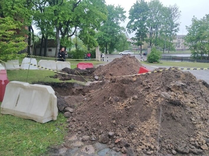 Историческая протечка: в Черняховске подземная авария подарила замку новые экспонаты - Новости Калининграда | Фото: сообщество «Замок Инстербург» / «ВКонтакте»