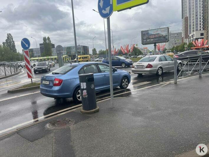 Сам себе гаишник: калининградский пешеход нашёл в городе место, где автомобилисты нарушают правила каждую минуту - Новости Калининграда | Фото читателя