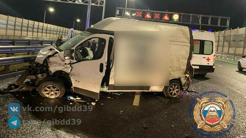 Не справился с управлением и врезался в отбойник: на Северном обходе Renault попал в ДТП   - Новости Калининграда | Фото: Госавтоинспекция Калининградской области