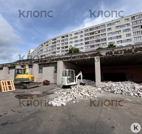 Ещё одна легенда уходит: в Калининграде начали сносить универсам «Московский» (фото) - Новости Калининграда | Фото: Андрей Моин