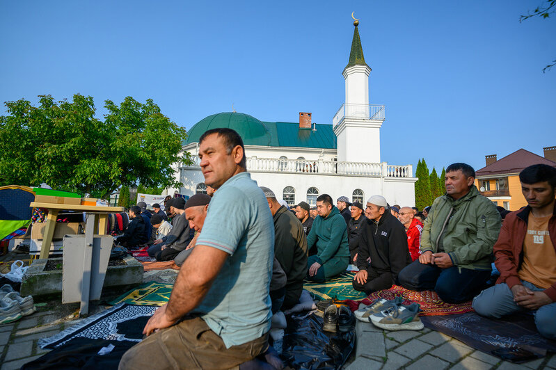 Три дня молитв: мусульмане в Калининграде отмечают Курбан-байрам (фоторепортаж) | Фото: Александр Мелехов