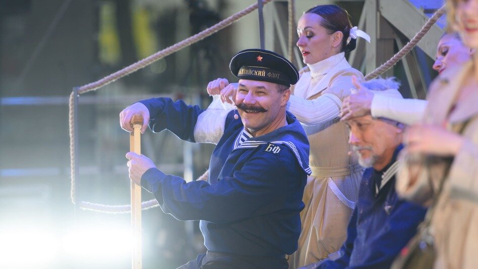 «Спектакль на все времена»: «Раскинулось море широко» (12+) 22 июня в «Янтарь-холле» - Новости Калининграда