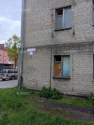 «Как в бомжатнике — жалко, запах не передать»: хит-парад самых убитых подъездов Калининграда и области, часть 7   - Новости Калининграда | Фото: очевидец
