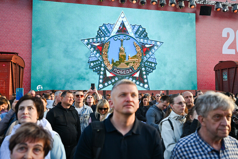 Тысячи свечей: в Калининграде и Москве почтили память павших в Великой Отечественной войне | Фото: Александр Мелехов