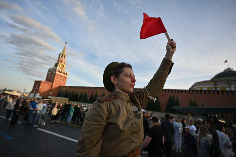 Тысячи свечей: в Калининграде и Москве почтили память павших в Великой Отечественной войне | Фото: Александр Мелехов