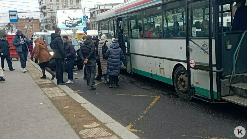 В Калининграде меняют движение на Емельянова — автобусы уходят в карманы - Новости Калининграда | Фото: архив «Клопс»