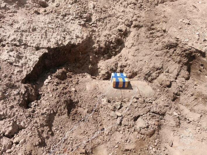 На Северном обходе Калининграда обнаружили неразорвавшуюся авиабомбу (фото, видео)   - Новости Калининграда | Фото: ГУ МЧС России по Калининградской области