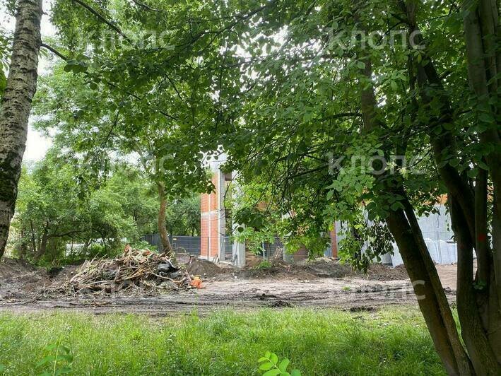 В Калининграде уютный сквер на Вагонке разворотили строительной техникой (фото)   - Новости Калининграда | Фото: очевидец