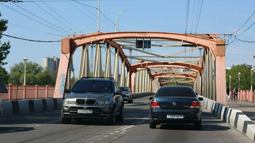 Мост на улице Киевской всегда востребован | Фото: тг-канал администрации Калининграда
