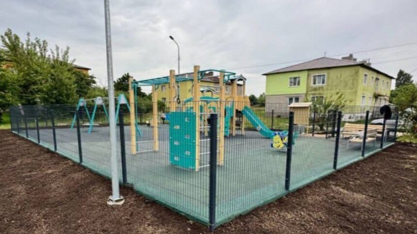 В посёлке под Зеленоградском обустроили новую детскую площадку (фото)  - Новости Калининграда | Фото: администрация Зеленоградского округа 