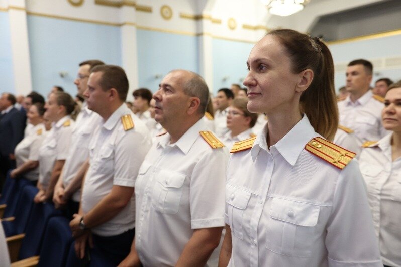 Кропоткин поздравил сотрудников следственных органов с профессиональным праздником (фото) - Новости Калининграда | Фото: пресс-служба регионального парламента