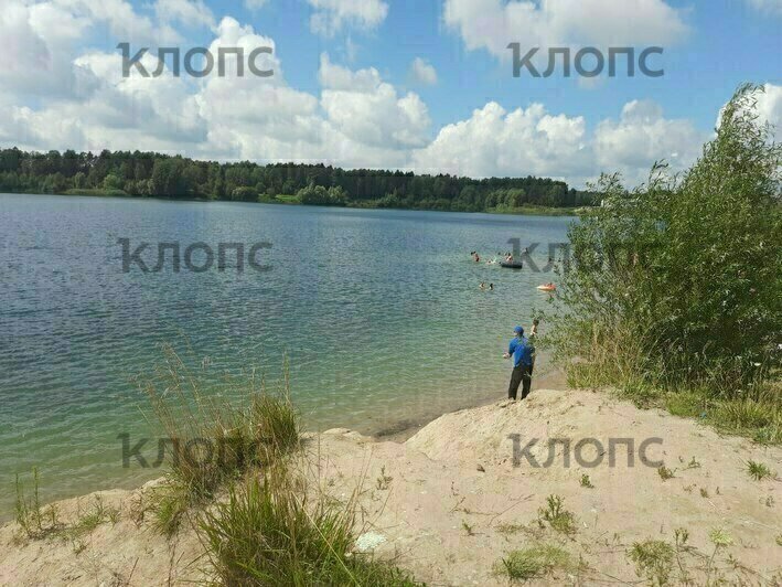 В микрорайоне А. Космодемьянского на Силикатке, предположительно, утонул человек - Новости Калининграда | Фото: очевидец 