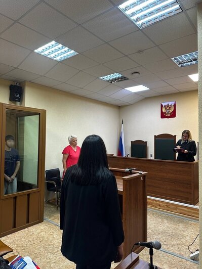 В Калининграде задержали 18-летнего парня, который избил ровесника во дворе на Черняховского  - Новости Калининграда | Фото: Калининградский областной суд 