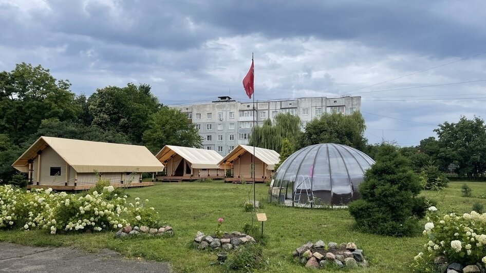 В Балтийске открыли первый палаточный лагерь для школьников - Новости Калининграда | Фото: страница администрации Балтийского городского округа «ВКонтакте»