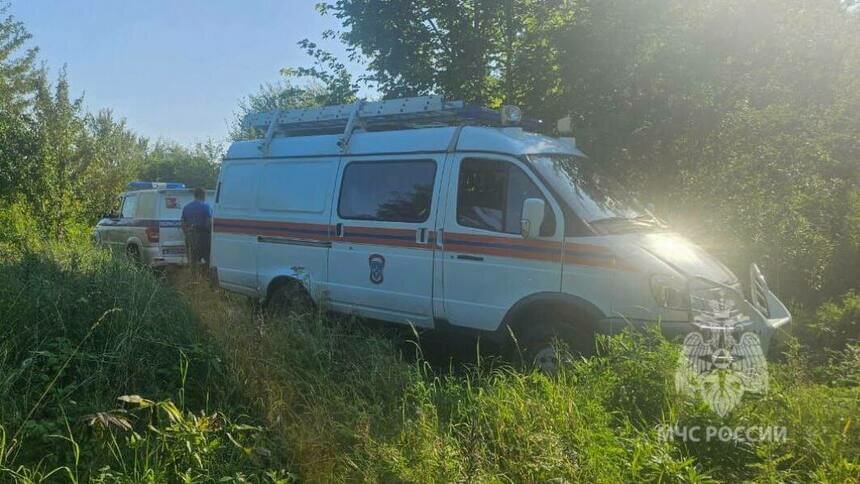 Мужчина и женщина с ребёнком: за сутки спасатели вывели из леса троих заблудившихся грибников - Новости Калининграда | Фото: МЧС региона