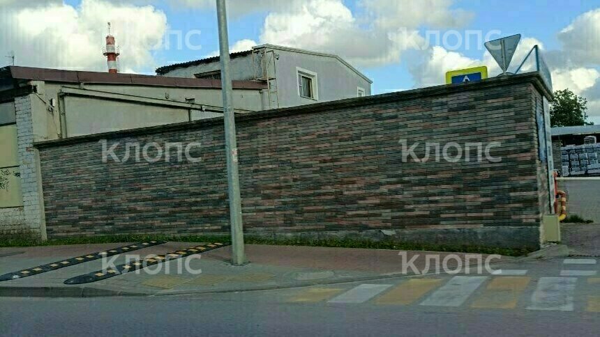 На велопешеходной дорожке в конце Гагарина появились «лежачие полицейские», мнения калининградцев разделились (фото) - Новости Калининграда | Фото: «Клопс»