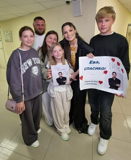 «Это был космос»: калининградская девочка с ДЦП обняла любимую певицу — и впервые за долгое время встала на ноги (фото) - Новости Калининграда | Фото: личный архив Марии Куприенко